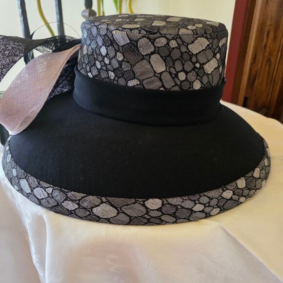 NWT Elite Champagne black grey‎ pebble hat and purse set main image 5